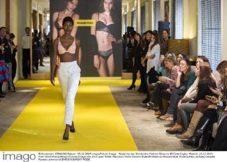 Model bei der Wonderbra Fashion Show im El Corte Ingles. Madrid, 15.12.2015 Foto:xDyDxFotografosx xFuturexImage