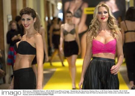 Models bei der Wonderbra Fashion Show im El Corte Ingles. Madrid, 15.12.2015 Foto:xDyDxFotografosx xFuturexImage