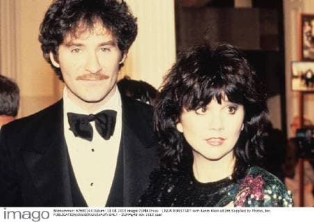 LINDA RONSTADT with Kevin Klein.e8166.Supplied by Photos, inc. - ZUMAg49