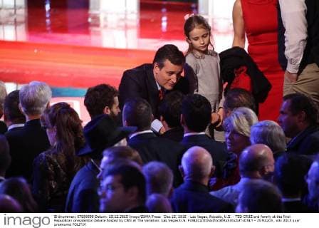 Dec 15, 2015 - Las Vegas, Nevada, U.S. - TED CRUZ and family at the final Republican presidential debate hosted by CNN at The Venetian. Las Vegas U.S. - ZUMAz03_