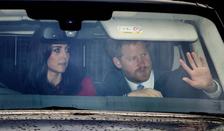 . 16 12 2015. London, United Kingdom. The Queen s Christmas Lunch. Prince Harry and The Duchess of Cambridge arrive at Buckingham Palace for the The queens lunch  xAndrewxParsonsx xi-Imagesx IIM-11588-0007