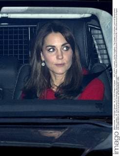 . 16 12 2015. London, United Kingdom. The Queen s Christmas Lunch at Buckingham Palace, London, UK. The Duchess of Cambridge leaves Buckingham Palace.  xBenxStevensx xi-Imagesx IIM-11590-0004