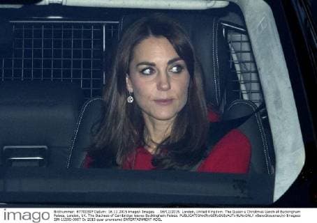 . 16 12 2015. London, United Kingdom. The Queen s Christmas Lunch at Buckingham Palace, London, UK. The Duchess of Cambridge leaves Buckingham Palace.  xBenxStevensx xi-Imagesx IIM-11590-0007