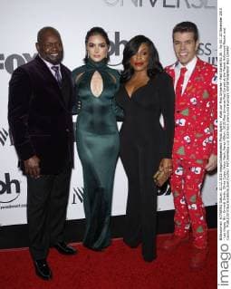 Wahl zur Miss Universe - Red Carpet No UK - No US: 20 December 2015 - Las Vegas, NV - Emmitt Smith, Olivia Culpo, Niecy Nash, Perez HIlton. 2015 Miss Universe Red Carpet at the Planet Hollywood Resort and Casino.  MJT AdMedia