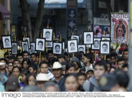 Dec. 26, 2015 - Mexico - G26121511.JPG.MEXICO, D.F. ProtestManifestacion-Normalistas.- Demonstration for further research in the case of disappeared and murdered students Foto: Agencia EL UNIVERSALLuis CortesJMA. Mexico  - ZUMAu78_