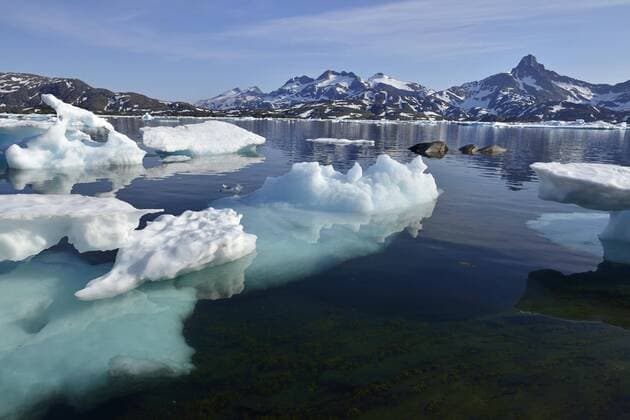  Packeis, Treibeis in Kong Oscars Havn, Ammassalik-Insel, Ostgrönland, Grönland, Nordamerika Copyright: imageBROKER/EgmontxStrigl ibxest04286830.jpg