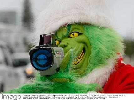 Dec. 13, 2013 - Marathon, Florida, UNITED STATES - Pereira. Disfrute hoy de la obra de teatro infantil El Grinch. Este particular personaje, que detesta la navidad, sera protagonista de una noche donde los villancicos y las novenas estaran presentes en la jornada. CrÃ - ZUMAe56