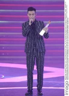 Top Ten Chinese Gold Songs Award in Hongkong HONG KONG, CHINA - JANUARY 07: (CHINA OUT) Singer Pakho Chau Pak Ho poses onstage during the 38th Top Ten Chinese Gold Songs Award on January 7, 2016 in Hong Kong, China.  CFP22366068sp