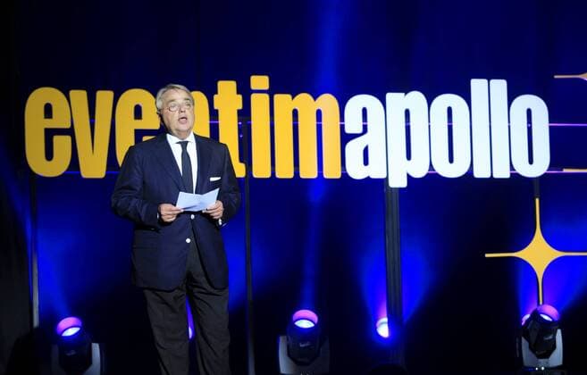 Sept. 6, 2013 - London, UK - Klaus-Peter Schulenberg, CEO, CTS Eventim, opens the newly renovated 1930s Hammersmith Apollo, now renamed, the Eventin Apollo. .The 1932 Art Deco building was designed by renowned theatre architect Robert Cromieand has been the venue for artists like David Bowie s Ziggy Stardust, Bruce Springsteen, The Rolling Stones, Bob Marley, Ella Fitzgerald and Duke Ellington. .The Eventim Apollo will open to the public on 7th September with a sold-out show for Selena Gomez. - ZUMAl94