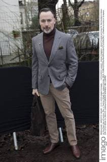 . 11 01 2016. London, United Kingdom. David Furnish arriving for the Burberry show on the final day of London Men s Fashion Week for autumn winter 2016.  xStephenxLockx xi-Imagesx IIM-11713-0016
