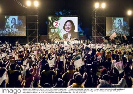 Taiwan s presidential election Tsai Ing-wen, leader and presidential candidate of Taiwan s main opposition Democratic Progressive Party, holds a campaign rally in Changhua County, central Taiwan, on Jan. 12, 2016, ahead of the election on Jan. 16. 