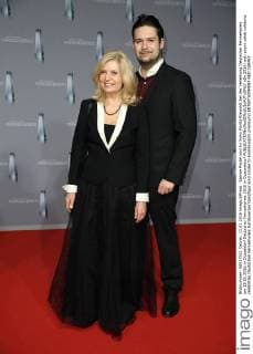 Sabine Postel und ihr Sohn Moritz Riewoldt bei der Verleihung Deutscher Fernsehpreis am 13.01.2016 in Düsseldorf Deutscher Fernsehpreis 2016 in Duesseldorf 