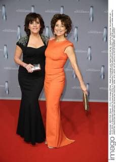 Birgit Schrowange und Isabel Varell bei der Verleihung Deutscher Fernsehpreis am 13.01.2016 in Düsseldorf Deutscher Fernsehpreis 2016 in Duesseldorf 