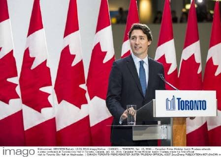 (160113) -- TORONTO, Jan. 13, 2016 -- Canadian Prime Minister Justin Trudeau attends a press conferece at Toronto City Hall in Toronto, Canada, Jan. 13, 2016. Canadian Prime Minister Justin Trudeau made his first official visit to Toronto City Hall on Wednesday. ) CANADA-TORONTO-PRIME MINISTER-JUSTIN TRUDEAU-OFFICIAL VISIT ZouxZheng 