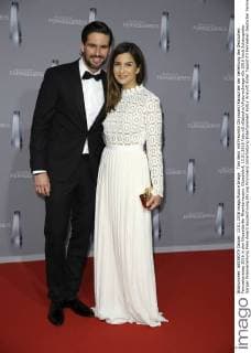 Tom Beck mit Freundin Chryssanti Kavazi bei der Verleihung des Deutschen Fernsehpreises 2016 in den Düsseldorfer Rheinterrassen. Düsseldorf, 13.01.2016 Foto:xS.xGabschx xFuturexImage