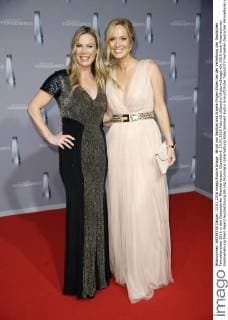 Birgit von Bentzel und Angela Finger-Erben bei der Verleihung des Deutschen Fernsehpreises 2016 in den Düsseldorfer Rheinterrassen. Düsseldorf, 13.01.2016 Foto:xS.xGabschx xFuturexImage