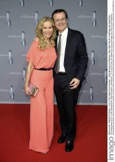 Katja Burkard mit Ehemann Hans Mahr bei der Verleihung des Deutschen Fernsehpreises 2016 in den Düsseldorfer Rheinterrassen. Düsseldorf, 13.01.2016 Foto:xS.xGabschx xFuturexImage