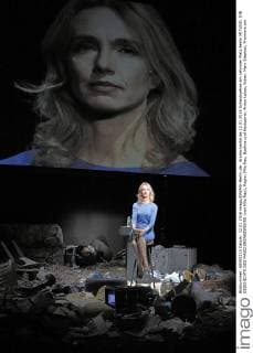 drama-berlin.de 12.01.2016 Schaubuehne am Lehniner Platz Berlin MITLEID. DIE GESCHICHTE DES MASCHINENGEWEHRS (von Milo Rau), Regie: Milo Rau, Buehne und Kostueme: Anton Lukas, Video: Marc Stephan, Premiere am 16.01.2016. Szene mit Ursina Lardi. Schaubuehne am Lehniner Platz Berlin COMPASSION. THE HISTORY OF THE MACHINE GUN by Milo Rau, directed by Milo Rau, stage and costumes design Anton Lukas, video screens Marc Stephan, opening January 16, 2016. Scene with Ursina Lardi. Barbara Braun drama-berlin.de