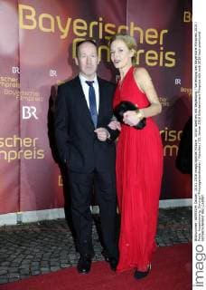 Ulrich Noethen mit Begleitung Verleihung des Bayerische Filmpreis 2015 Preis, Auszeichnung, Ehrung Prinzregententheater München 15. Januar 2016