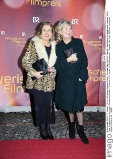 Michaela May und Jutta Speidel Verleihung des Bayerische Filmpreis 2015 Preis, Auszeichnung, Ehrung Prinzregententheater München 15. Januar 2016