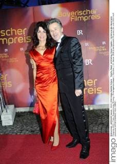 Timothy Peach mit Ehefrau Nicola Tiggeler Verleihung des Bayerische Filmpreis 2015 Preis, Auszeichnung, Ehrung Prinzregententheater München 15. Januar 2016