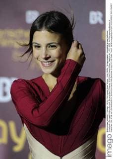 Aylin TEZEL (Schauspelerin) ,Einzelbild,angeschnittenes Einzelmotiv,Portraet,Portrait,Porträt. Bayerischer Filmpreis 2016-Red Carpet,Roter Teppich,am 15.01.2016 im Prinzregententheater in Muenchen.