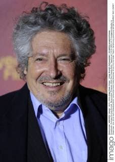 Volker Brandt (Schauspieler) ,Einzelbild,angeschnittenes Einzelmotiv,Portraet,Portrait,Porträt. Bayerischer Filmpreis 2016-Red Carpet,Roter Teppich,am 15.01.2016 im Prinzregententheater in Muenchen.