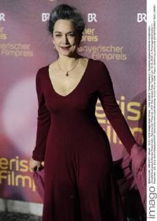 Irina WANKA (Schauspielerin), Einzelbild,angeschnittenes Einzelmotiv, ,Einzelbild,angeschnittenes Einzelmotiv, Bayerischer Filmpreis 2016-Red Carpet,Roter Teppich,am 15.01.2016 im Prinzregententheater in Muenchen.