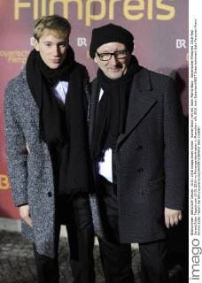 Rainer Bock (re) mit Sohn Moritz Bock . Bayerischer Filmpreis 2016-Red Carpet,Roter Teppich,am 15.01.2016 im Prinzregententheater in Muenchen.