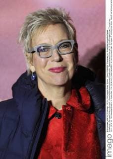 Doris DOERRIE (Regisseurin), Einzelbild,angeschnittenes Einzelmotiv,Portraet,Portrait,Porträt. ,Einzelbild,angeschnittenes Einzelmotiv, Bayerischer Filmpreis 2016-Red Carpet,Roter Teppich,am 15.01.2016 im Prinzregententheater in Muenchen.
