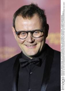David STRIESOW (Schauspieler) , Einzelbild,angeschnittenes Einzelmotiv,Portraet,Portrait,Porträt, Bayerischer Filmpreis 2016-Red Carpet,Roter Teppich,am 15.01.2016 im Prinzregententheater in Muenchen.