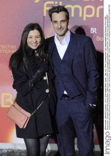 Max von THUN (Schauspieler) mit Lebensgefaehrtin,Partnerin Mira THIEL. Bayerischer Filmpreis 2016-Red Carpet,Roter Teppich,am 15.01.2016 im Prinzregententheater in Muenchen.