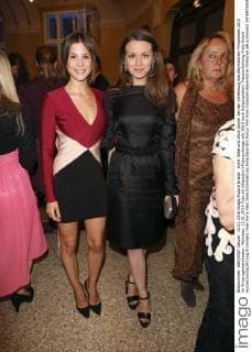 Aylin Tezel und Alice Dwyer bei der Verleihung des Bayerischen Filmpreises 2015 im Prinzregententheater. München, 15.01.2016 Foto:xS.xGabschx xFuturexImage