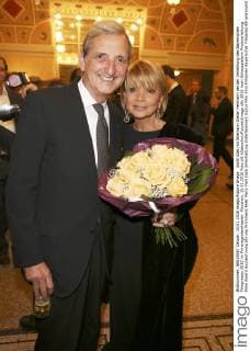 Uschi Glas mit Ehemann Dieter Hermann bei der Verleihung des Bayerischen Filmpreises 2015 im Prinzregententheater. München, 15.01.2016 Foto:xS.xGabschx xFuturexImage