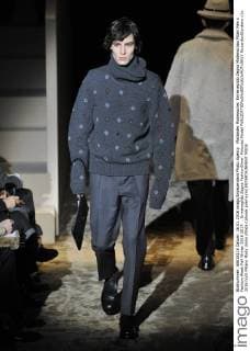 Mailänder Modewoche: Ermenegildo Zegna Modenschau Milan Men s Fashion Week Fall Winter 2016 2017. . Ermenegildo Zegna FashionShow. Pictured:Model  RiccardoxGiordano
