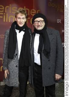 Rainer Bock mit Sohn Moritz Bock bei der Verleihung des Bayerischen Filmpreises 2015 im Prinzregententheater. München, 15.01.2016 Foto:xS.xGabschx xFuturexImage