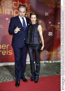 Lisa Martinek mit Ehemann Giulio Ricciarelli bei der Verleihung des Bayerischen Filmpreises 2015 im Prinzregententheater. München, 15.01.2016 Foto:xS.xGabschx xFuturexImage