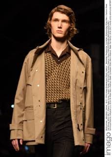 Mailänder Modewoche: Corneliani Modenschau Milan Men s Fashion Week Fall Winter 2016 2017. Milano Moda Uomo, Herbst Winter 2016 2017.Corneliani Fashion Show  SimonaxChioccia_Fotosicki