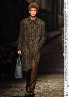Mailänder Modewoche: Corneliani Modenschau Milan Men s Fashion Week Fall Winter 2016 2017. Milano Moda Uomo, Herbst Winter 2016 2017.Corneliani Fashion Show  SimonaxChioccia_Fotosicki