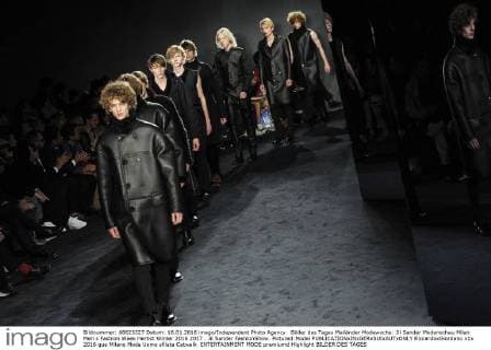Bilder des Tages Mailänder Modewoche: Jil Sander Modenschau Milan Men s Fashion Week Herbst Winter 2016 2017 . Jil Sander FashionShow. Pictured:Model  RiccardoxGiordano