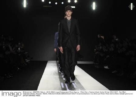 Milan Men s Fashion Week Herbst Winter 2016 2017 . Paz ZIleri FASHION SHOW. Pictured: MODEL  RiccardoxGiordano