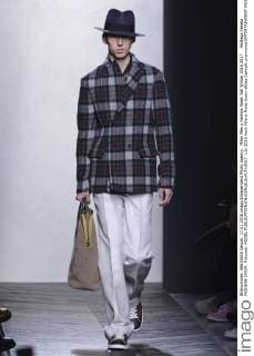 Milan Men s Fashion Week Fall Winter 2016 2017. . Bottega Veneta FASHION SHOW. Pictured: MODEL 