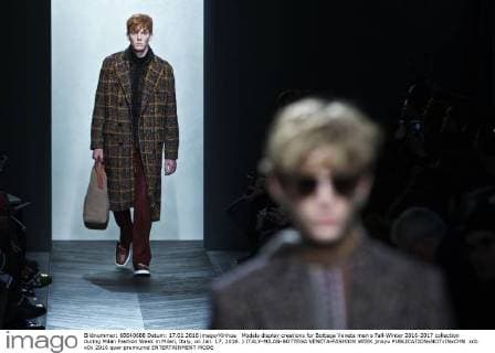 Models display creations for Bottega Veneta men s Fall-Winter 2016-2017 collection during Milan Fashion Week in Milan, Italy, on Jan. 17, 2016. ) ITALY-MILAN-BOTTEGA VENETA-FASHION WEEK jinxyu 