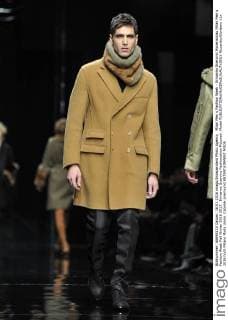 Milan Men s Fashion Week - Ermanno Scervino Modenschau Milan Men s Fashion Week Fall Winter 2016 2017. Ermanno Scervino Fashionshow Pictured: Model  RiccardoxGiordano