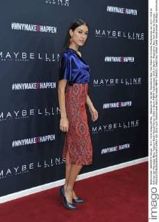 Rebecca Mir bei der Maybelline New York Make-Up Runway Modenschau am 18.01.2016 im Rahmen der Mercedes-Benz Fashion Week Herbst Winter 2016 in Berlin MBFW Fashionweek 2016 in Berlin- Maybelline New York Make-Up Runway 