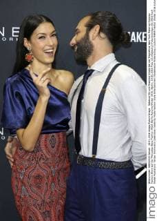 Rebecca Mir und Massimo Sinato bei der Maybelline New York Make-Up Runway Fashion Show auf der Mercedes-Benz Fashion Week Berlin Autumn Winter 2016. Berlin, 18.01.2016 Foto:xS.xGabschx xFuturexImage