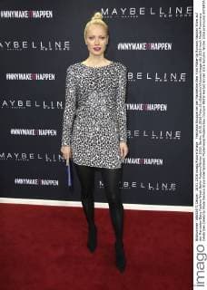 Franziska Knuppe bei der Maybelline New York Make-Up Runway Fashion Show auf der Mercedes-Benz Fashion Week Berlin Autumn Winter 2016. Berlin, 18.01.2016 Foto:xS.xGabschx xFuturexImage