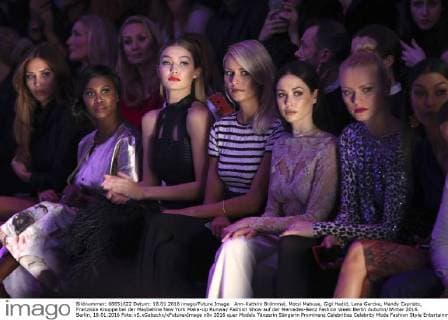 Ann-Kathrin Brömmel, Motsi Mabuse, Gigi Hadid, Lena Gercke, Mandy Capristo, Franziska Knuppe bei der Maybelline New York Make-Up Runway Fashion Show auf der Mercedes-Benz Fashion Week Berlin Autumn Winter 2016. Berlin, 18.01.2016 Foto:xS.xGabschx xFuturexImage
