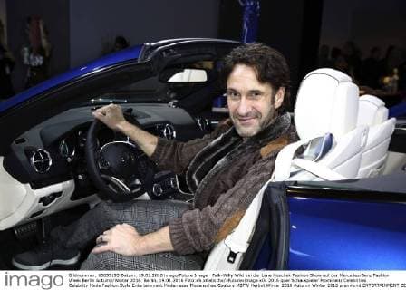 Falk-Willy Wild bei der Lena Hoschek Fashion Show auf der Mercedes-Benz Fashion Week Berlin Autumn Winter 2016. Berlin, 19.01.2016 Foto:xS.xGabschx xFuturexImage