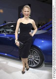 Nova Meierhenrich bei der Lena Hoschek Fashion Show auf der Mercedes-Benz Fashion Week Berlin Autumn Winter 2016. Berlin, 19.01.2016 Foto:xS.xGabschx xFuturexImage